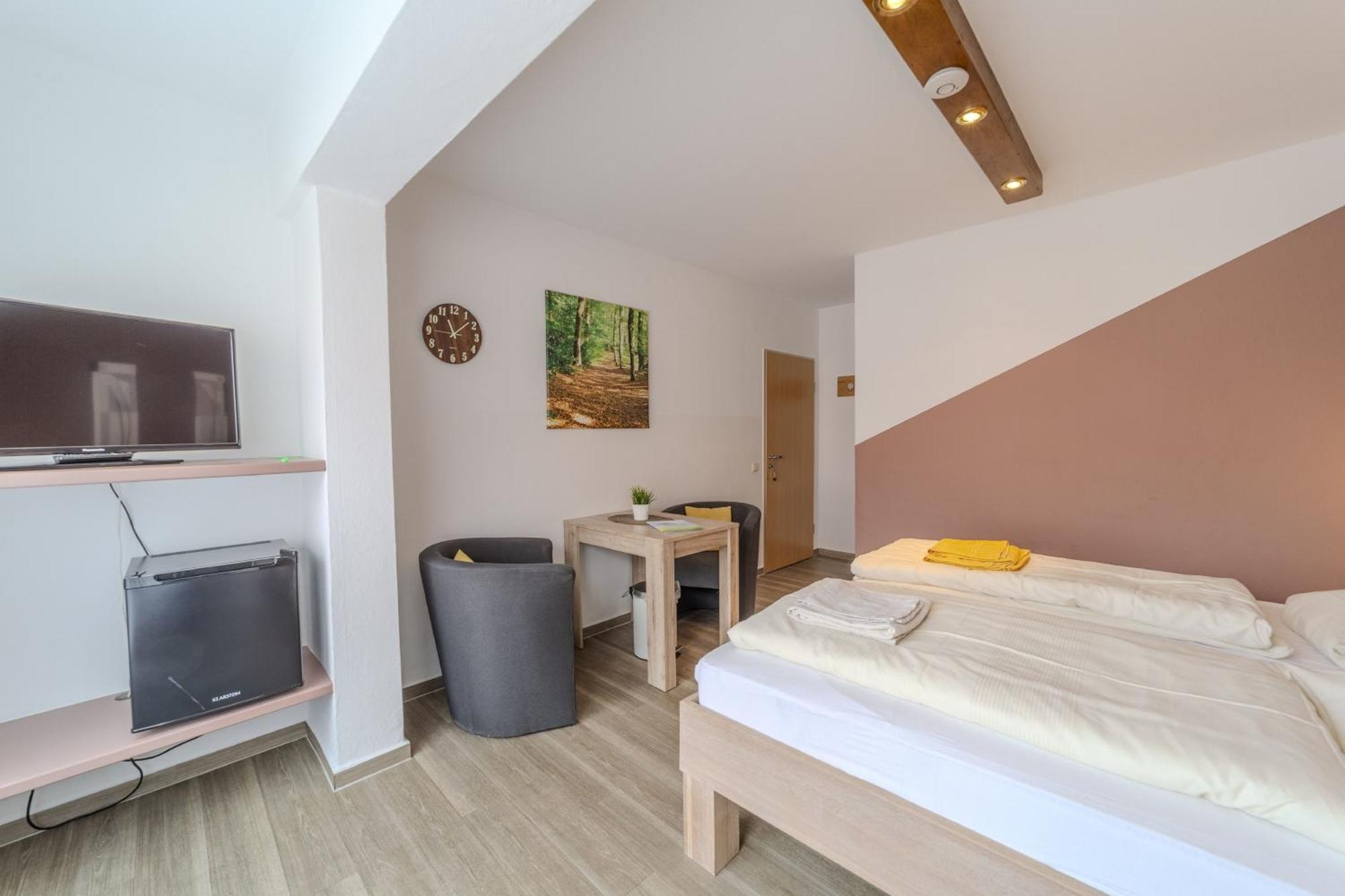 Familienhof Bruening - Doppelzimmer Waldesruh II Meppen Exterior foto